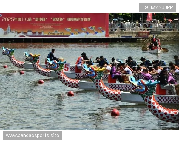 北江沸腾粤港澳六十龙舟劲旅周末清远清城同场竞渡激情开赛盛况上